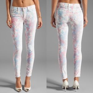{WILDFOX} Couture Heartbeat Marriane Skinny Jeans